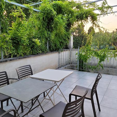 Appartement Cecile - Campagne Avec Piscine Commune - Eyragues Dış mekan fotoğraf