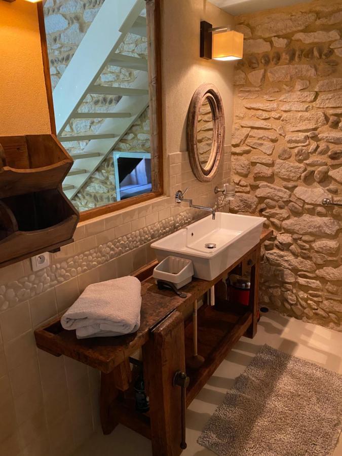 Appartement Cecile - Campagne Avec Piscine Commune - Eyragues Dış mekan fotoğraf