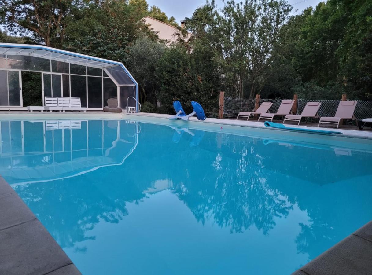 Appartement Cecile - Campagne Avec Piscine Commune - Eyragues Dış mekan fotoğraf